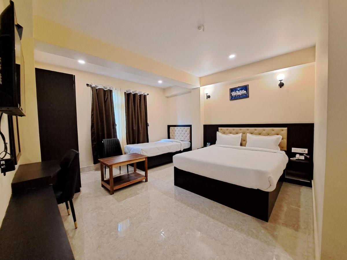 Snow White Retreat Hotel And Restaurant Gangtok Exteriör bild